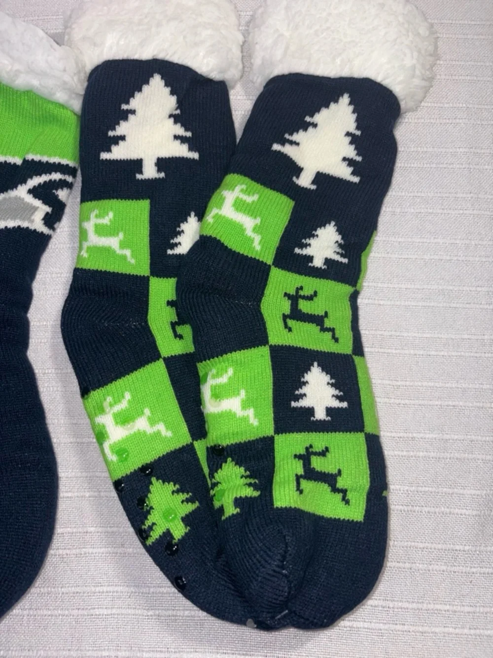 NWT  NFL Seattle Seahawks Slipper Socks 2 Pack Blue Green One Size